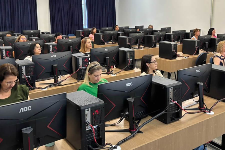 Capacitação em Inteligência Artificial na Educação fortalece formação de Coordenadores Pedagógicos da rede municipal